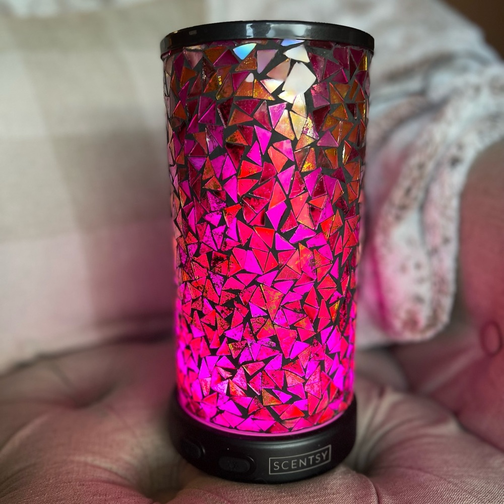 SCENTSY DIFFUSER